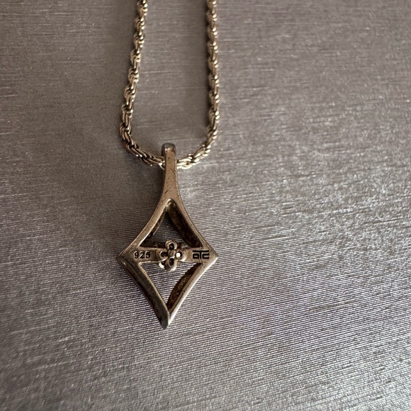 Kay Jewelers 925 Sterling Silver Diamond Pendant Necklace in Excellent Condition - Picture 5 of 9